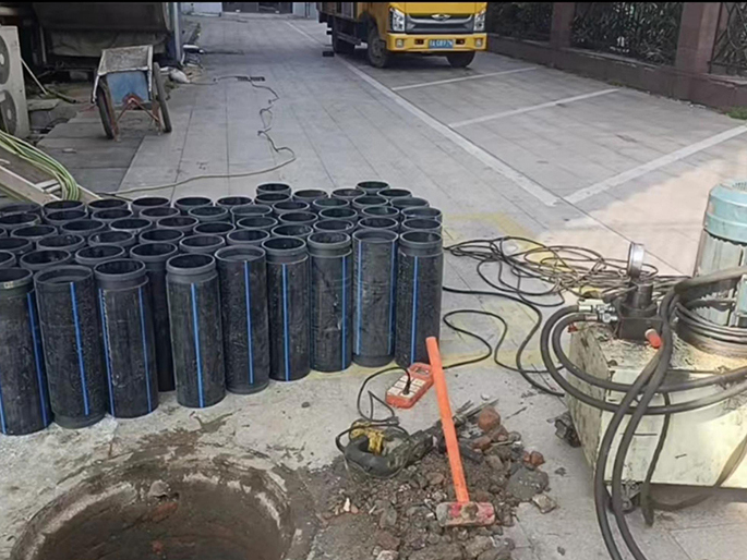 大丰PE置换管厂家 DN315置换管 非开挖管短管置换